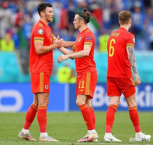 威尔士|欧预赛1-0！贝尔得感谢他，华裔前锋疯狂庆祝，曾来北京谈归化
