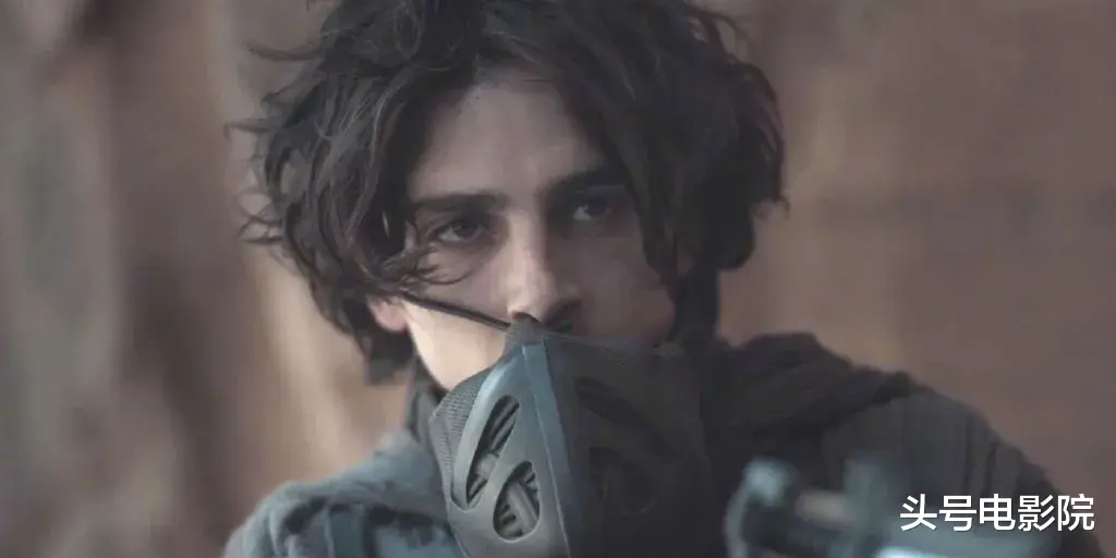 袁咏仪|最难拍科幻片首映，获8分钟起立鼓掌！被赞太空版《权力的游戏》