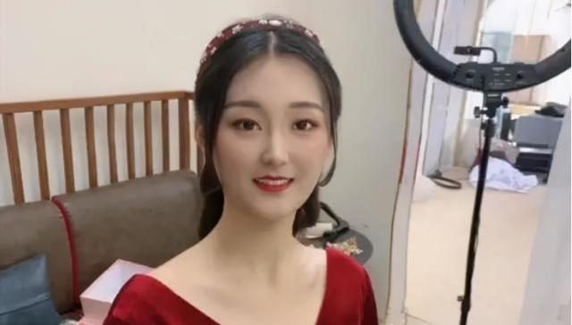 朱之文|大衣哥儿媳妇是二婚？状况令人堪忧，身边的这个小男孩是谁