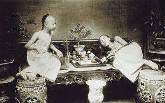 午美聊健康体态 美国首家官方“吸毒所”将建立，开设「安全注射中心」