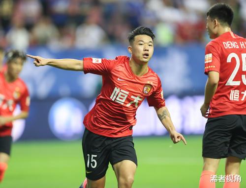 廣州恒大|中午12點！中國足球傳來喜訊：恒大做出重要決定，李鐵成大贏家