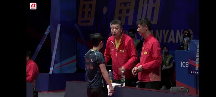 莎莎|女单4强对阵出炉！小魔王再现2017年风采，李隼黄海诚帮她过关