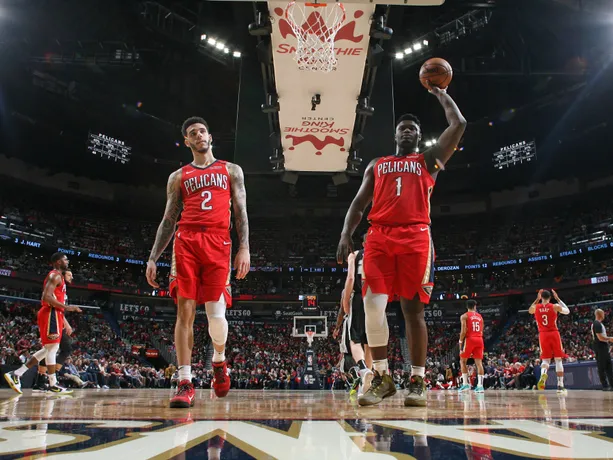 交易 朗佐鲍尔先签后换被交易至公牛，签下4年8500万美元的合同