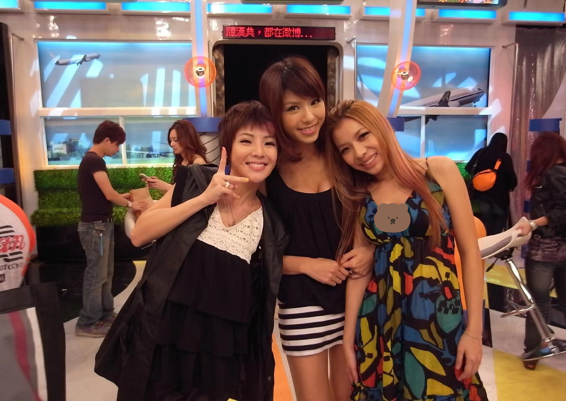 李湘|41岁女星退圈6年罕曝近况，不慎摔伤致骨裂，深夜紧急叫救护车