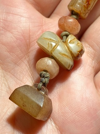 和田玉籽料|战汉 老和田玉籽料 玉配饰 蟠虺纹勒 玉牛 汉玉印 组珮挂件