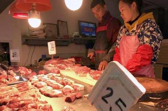 育妈计|多地出现10元肉,2400亿巨头单月收入创新低