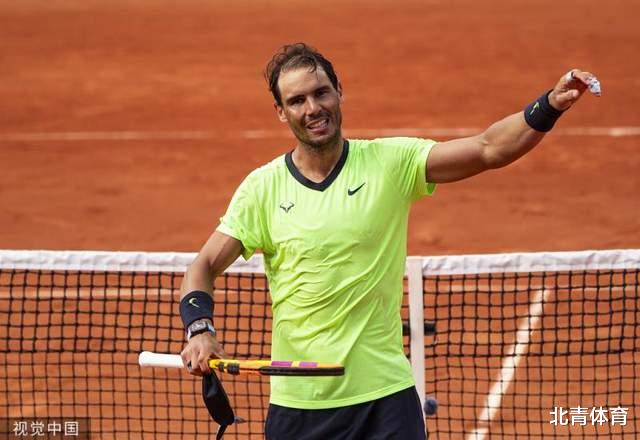 法网|老当益壮!法网赛场三巨头依然互不相让,他们才是网坛真正的传奇