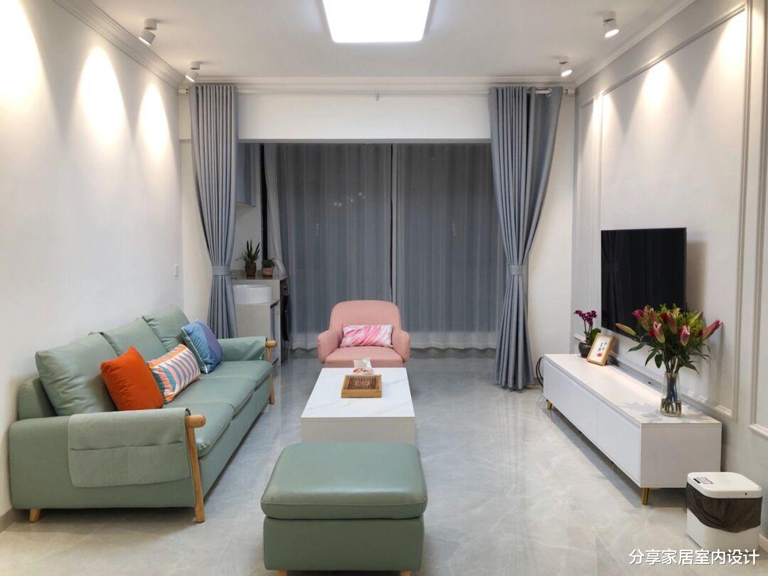 花了半年装修新房,全屋不做吊顶,设计网红款电视墙,非常满意!