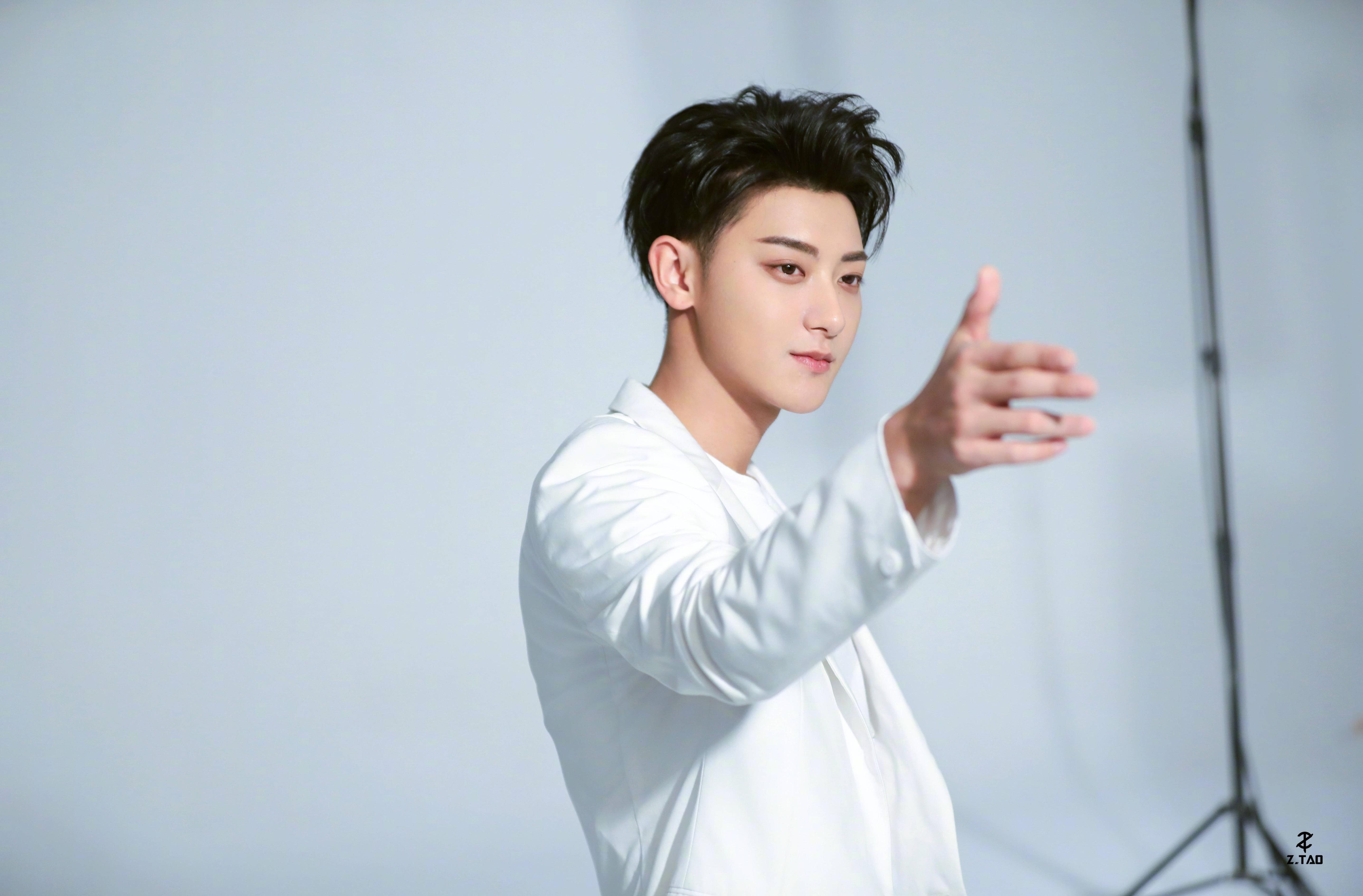 蜗牛研究僧|郑州千年一遇暴雨刷屏:他们的朋友圈,我不敢看