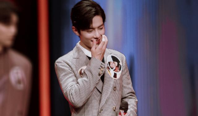 肖战|肖战工作室招人啦！四大招聘条件公布，最后一个让小飞侠叫苦不迭