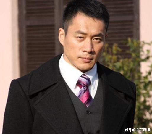 丁海峰|武松丁海峰：娶大他2岁的初恋，妻子患癌后放弃事业守在她身边