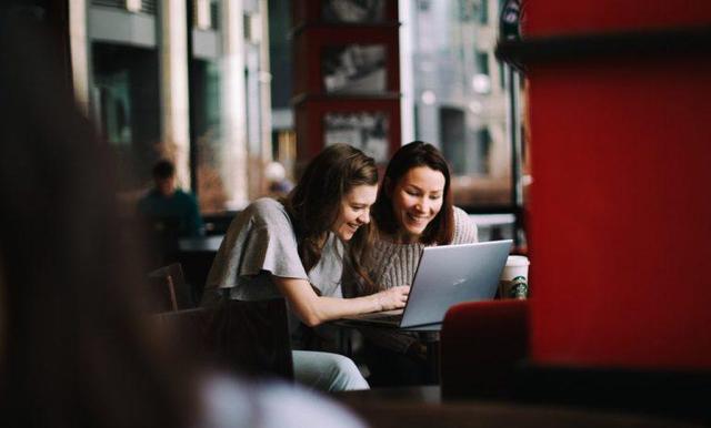 人物设定|朋友，是职场不存在的人设，等你拿掉名片才会出现