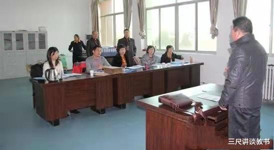 教师|中小学高级教师职称评审中的答辩环节，评委老师的关注点有哪些？