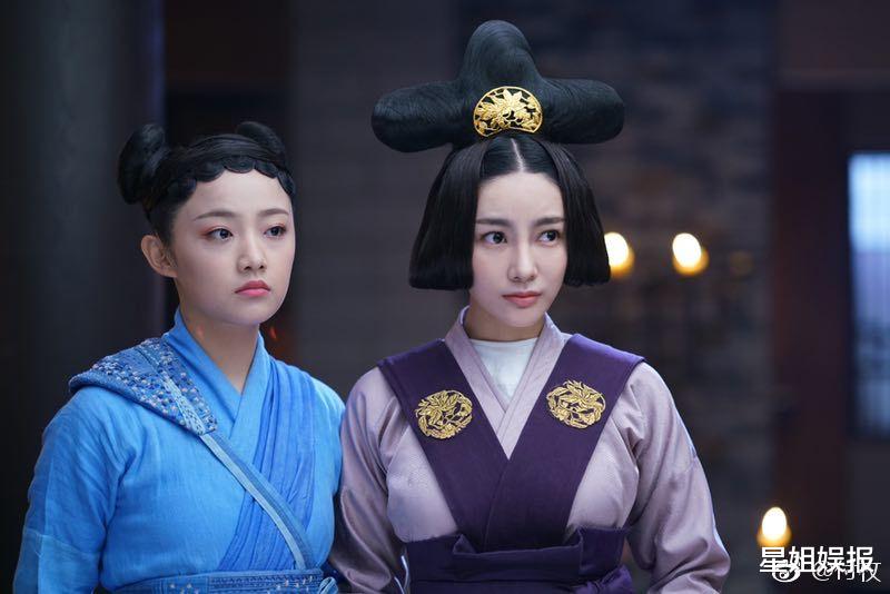 金·卡戴珊|和周冬雨娜扎是同学，出道9年不火的她，在《扫黑风暴》演的思思好美