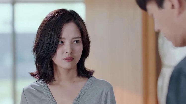 妮夏情感|中年女人并非难撩,别给她这三样,她就能爱上你