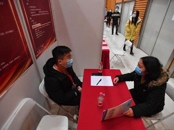 求职|37岁IT男求职被秒拒，有十多年技术经验，为啥还找不到工作？