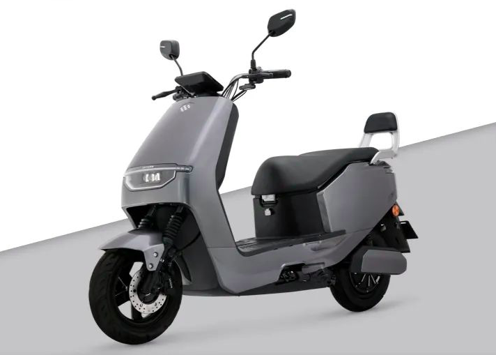 电动车|120公里续航，6年超长质保，绿源液冷电动车S50来了