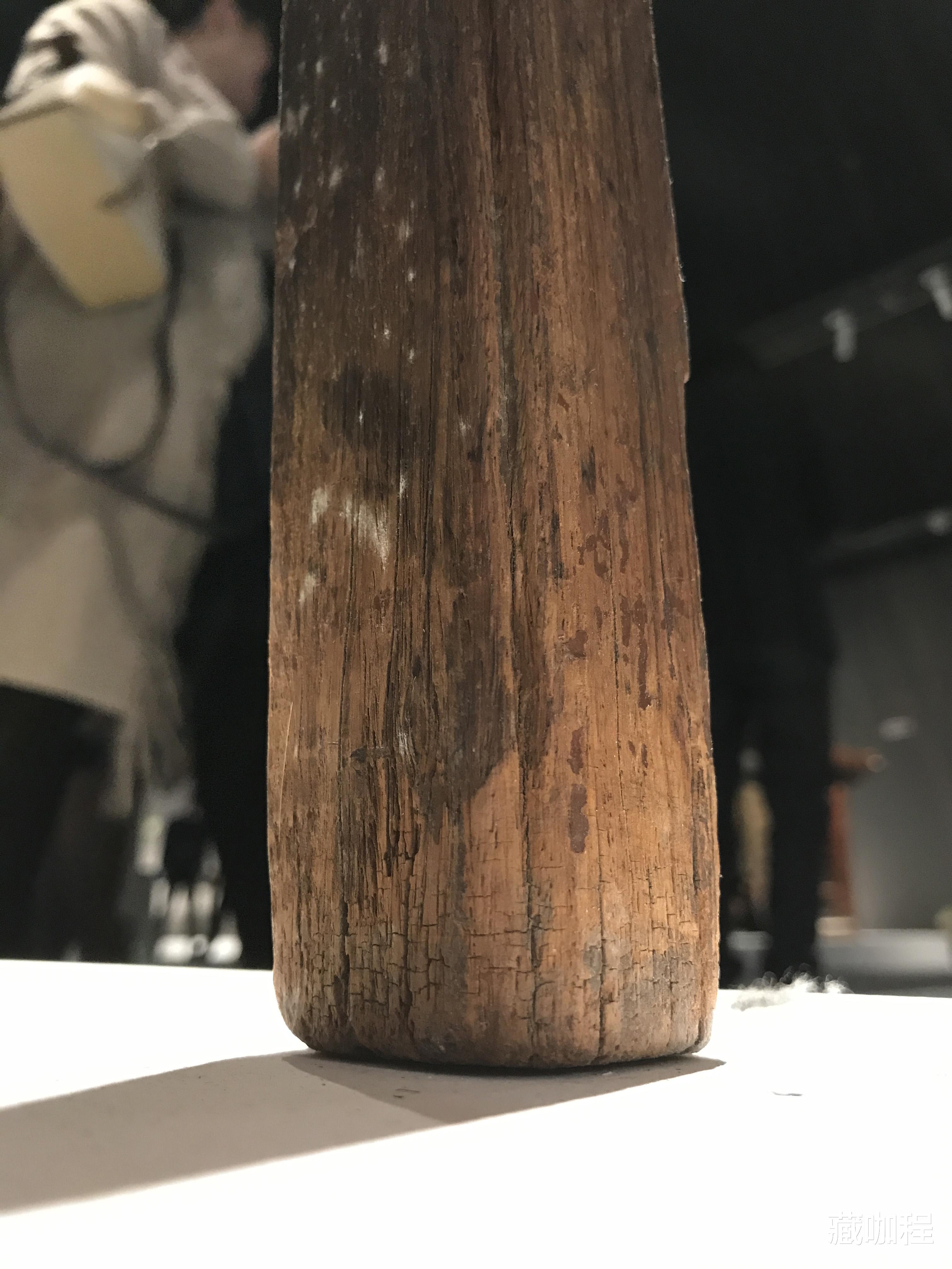 |攒牙板加霸王枨，清黄花梨条桌工不厌精