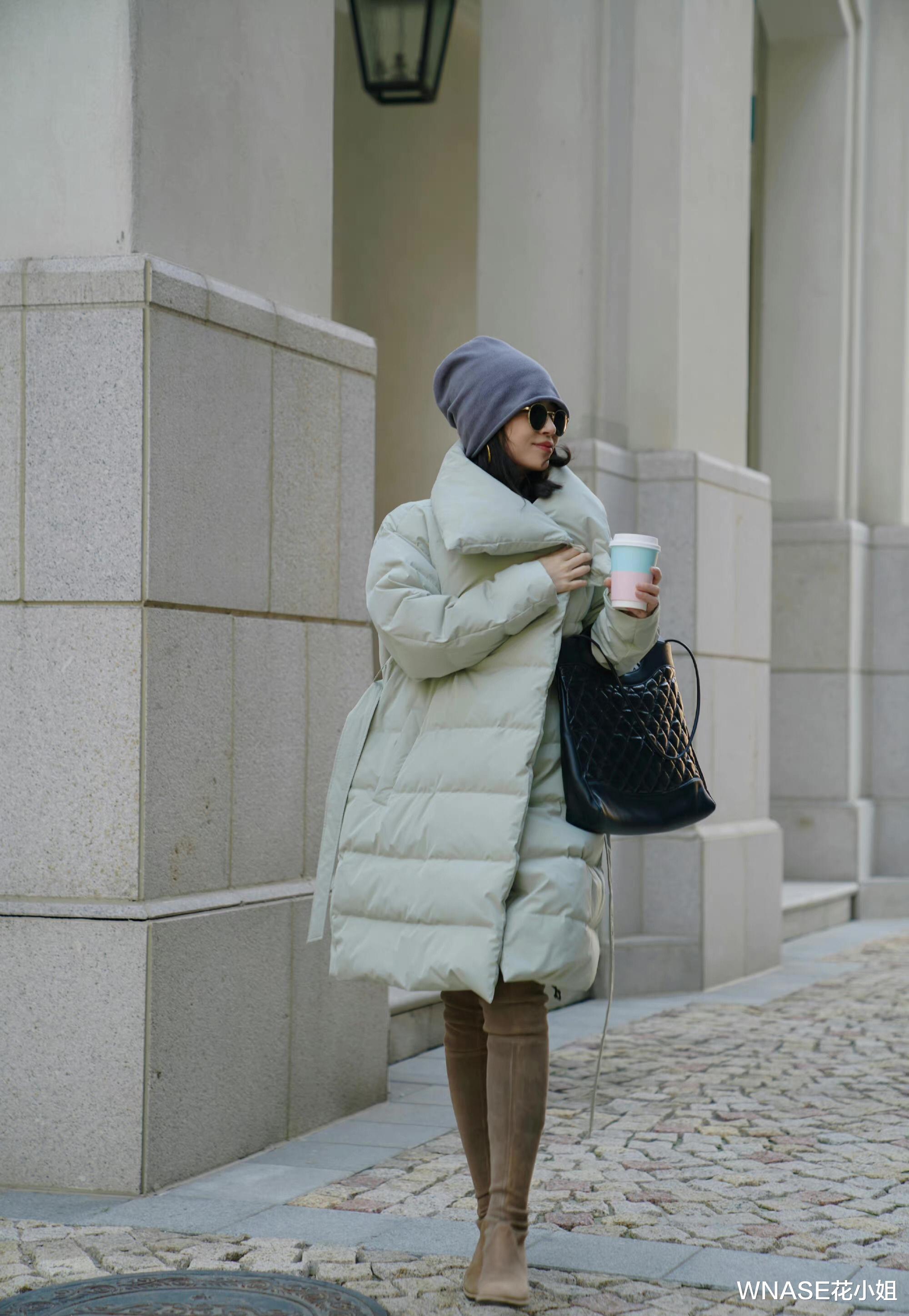 WNASE花小姐 种草了时尚达人穿的“风衣”羽绒服，好看不胖，堪称秋冬颜值担当