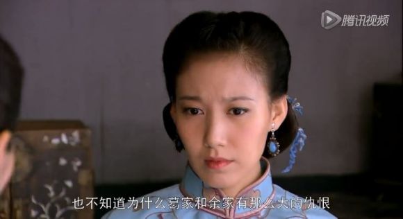 靳东|当众挽靳东手臂，即使传绯闻靳东也没有拒绝她，她到底什么来头？