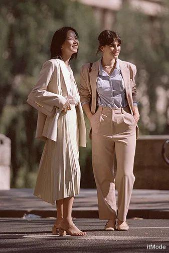 itMode 西服+裙子=入秋超火混搭套路,好看爆了!