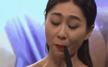 胡定欣|她是TVB“视后”,曾与庄思敏“互撕”,黄日华为她得罪了陈敏之