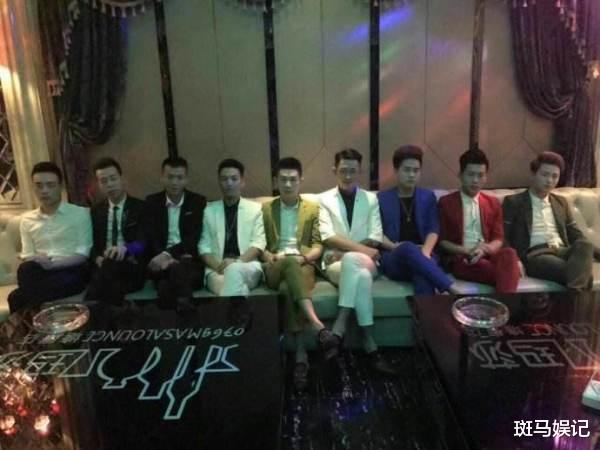 ktv|ktv“少爷”月薪过万,离职率却奇高,经理无意间说出其中的猫腻