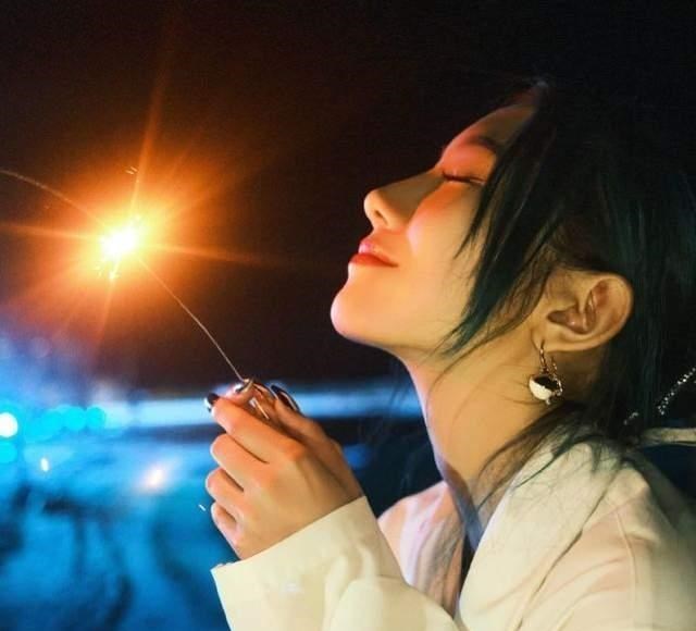 汪小菲|孟美岐事件再升级，遭到网友强烈抵制，官方迫于压力删除嘉宾名单