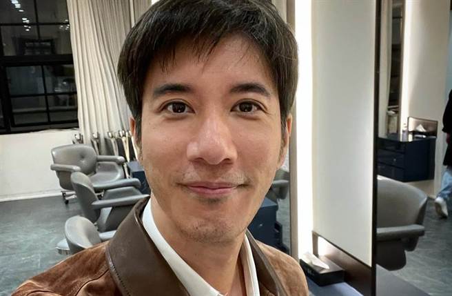 王力宏|王力宏今晚隔离7日届满 经纪公司回应最新动向