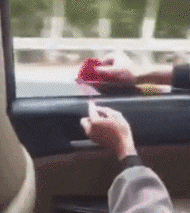 |“新买的水杯,同事非要让我退了,去上了个厕所后瞬间明白了!”哈哈哈哈