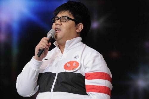 春晚|被骂滚出娱乐圈的盲人杨光：从春晚爆红到无人问津，他经历了啥？