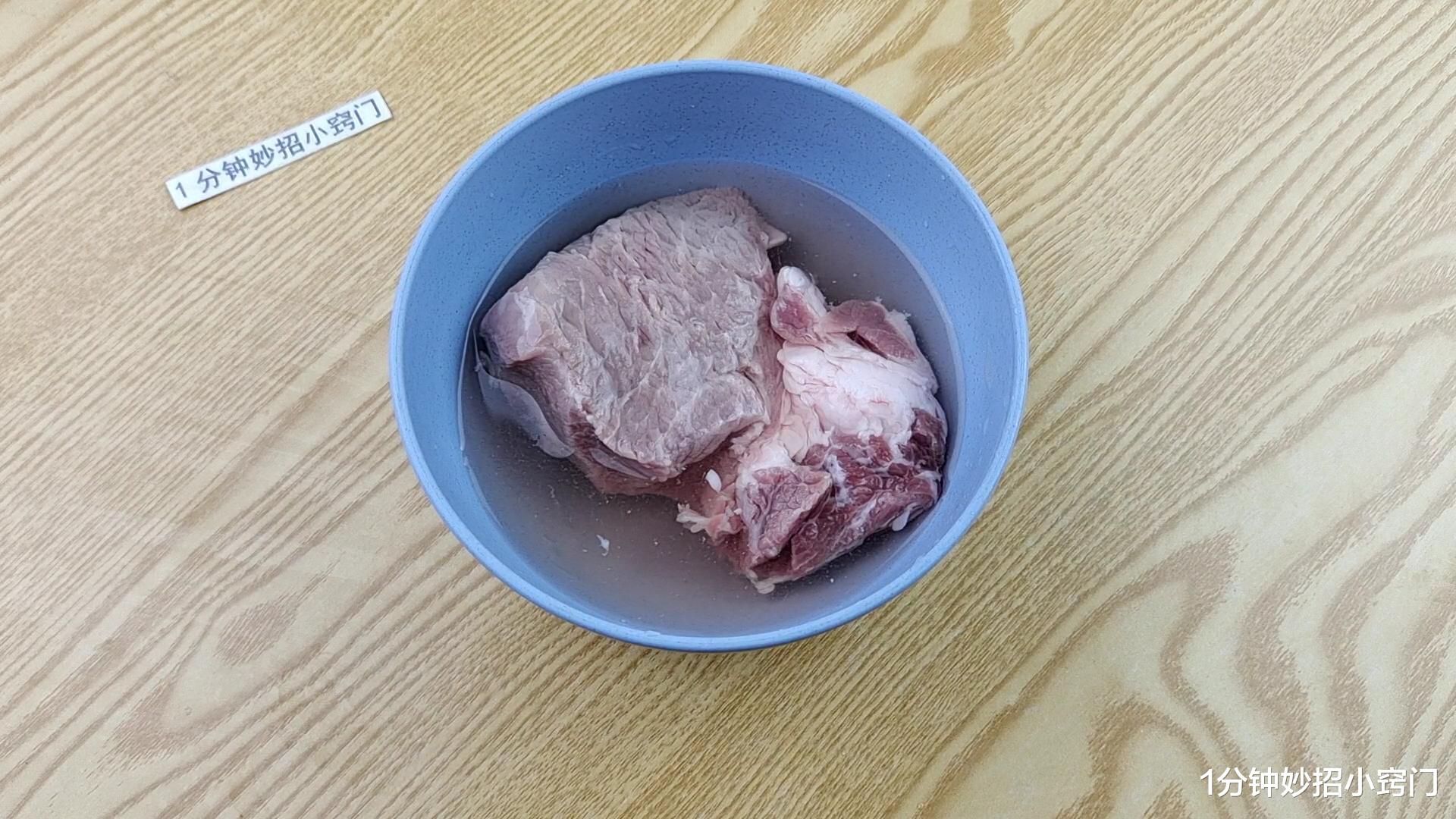 保存猪肉，直接放冰箱就错了，肉店老板教你一招，放一年不会坏