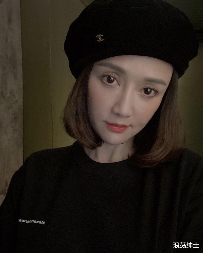 李易峰|怀孕疑云不断！陈乔恩断发到肩上，逆龄新造型曝光网友吓到了