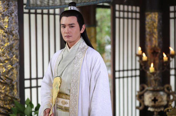 明星|他是容嬷嬷的“儿子”,出道10年无人识,“儿媳妇”却火遍全国