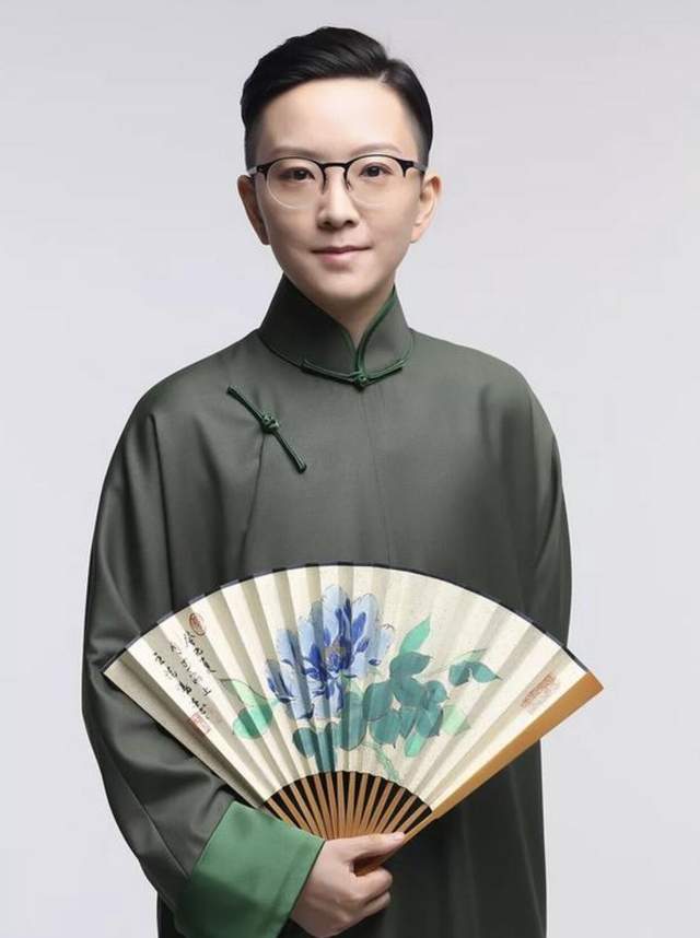 六小龄童|《西游记》主演去世！六小龄童晒旧照悼念，开播35年已有32人离世