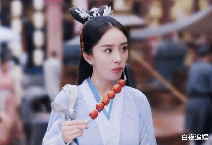 杨幂|《斛珠夫人》热度飙升，杨幂演少女有争议，42岁女配美到观众