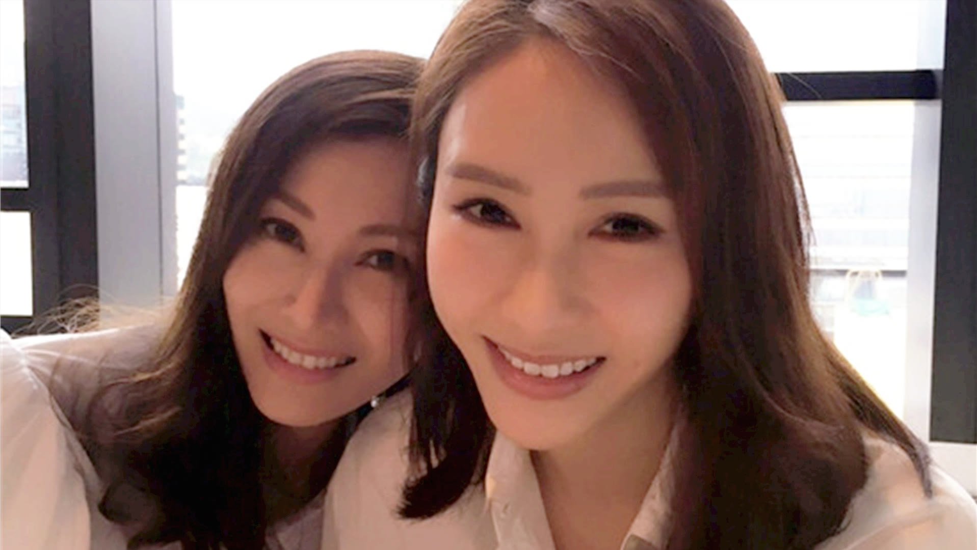 甄嬛|5位“一笑倾城”的女星,刘亦菲不可方物的美,李嘉欣让人沦陷了