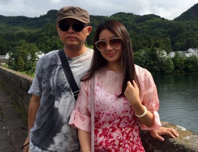 郭麒麟|看看23岁孟星亚，再看24岁郭麒麟，就知道为何老郭着急成孟非亲家