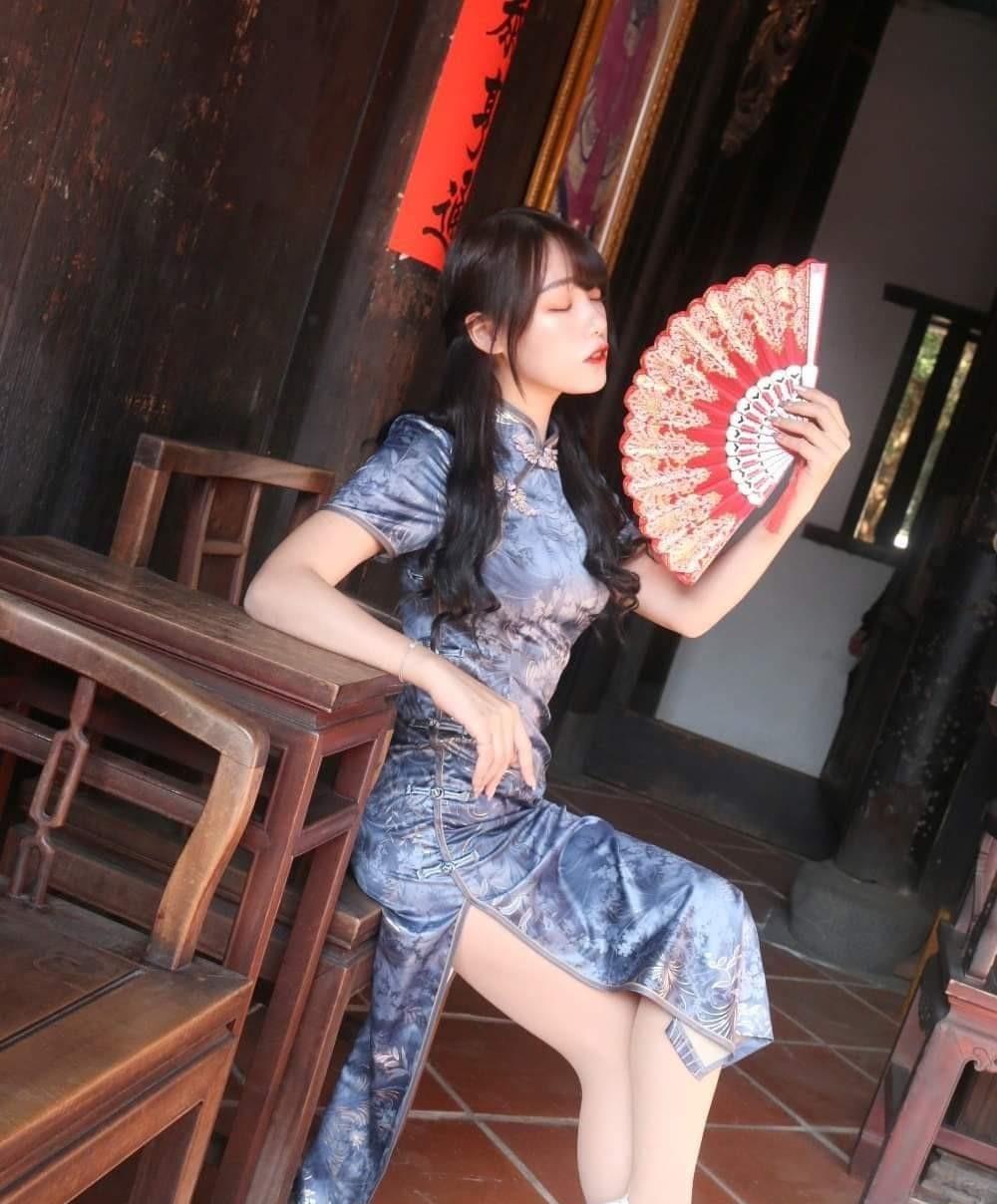 百里守刖|国潮风的掀起,旗袍也受到很多女生的喜爱,能够展示女性的魅力