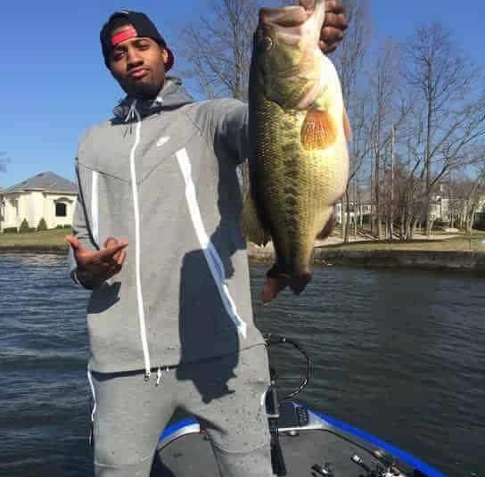 |NBA球星“奇葩”癖好，乔治爱钓鱼海沃德沉迷游戏，他最令人佩服