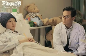 白百何|“一指禅摸臀杀”“离婚”事件后，白百何被曝二胎生子，男方疑似大学初恋男友。