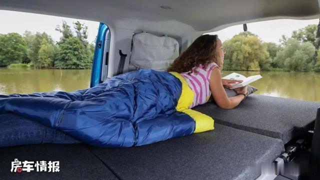 大眾新款MPV露營車，百變空間有大床，真正的居傢旅行小能手-圖8