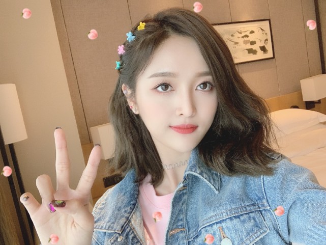 小怪兽的快乐|P图美颜得标注？网友建议网红和明星都学学