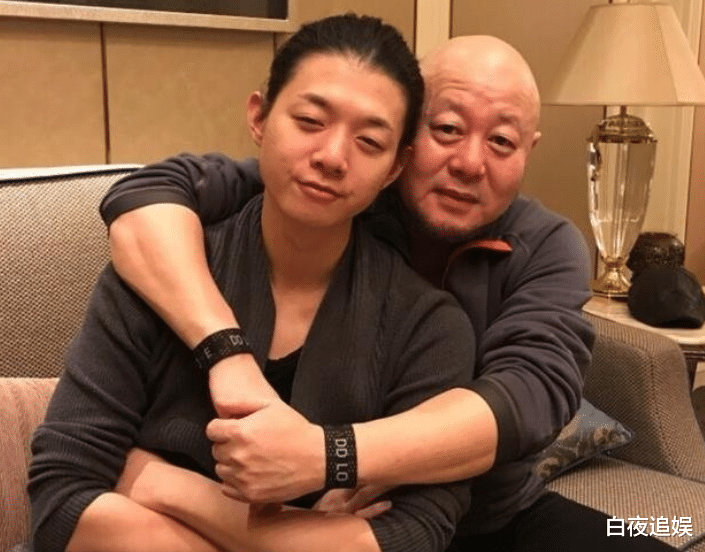 霍尊|霍尊被前女友重锤，《披荆斩棘的哥哥》两位男嘉宾也被要求退出