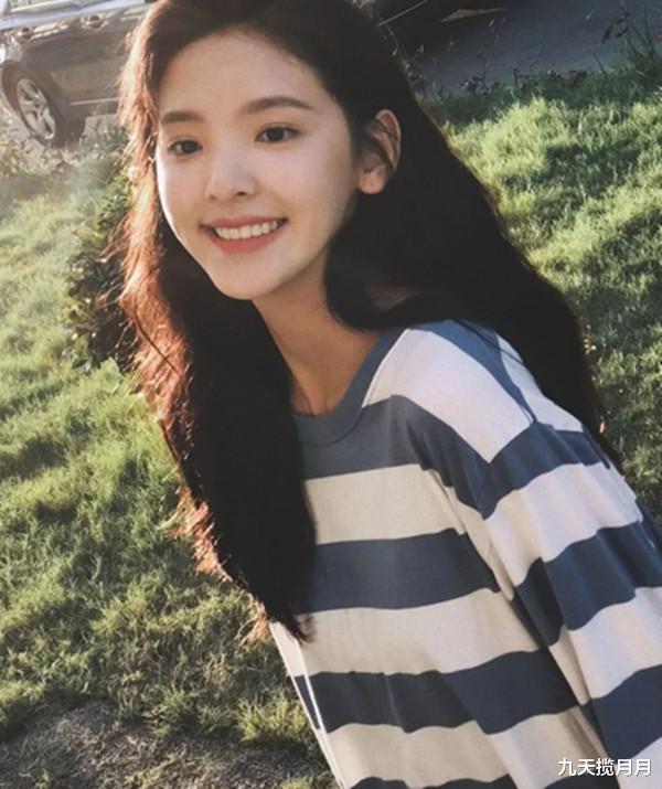 九天揽月月|家住18楼的老人离世，小区邻居不让坐电梯，孙子含泪从楼梯间背下去