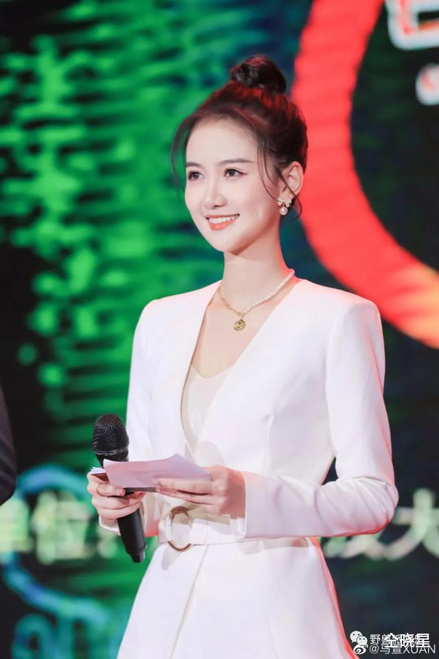 冯提莫|2022年第一个瓜,乾坤大挪移来了…