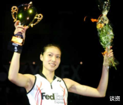 谢杏芳|谢杏芳晒与儿子出游照，5岁儿子可爱帅气，模样酷似林丹