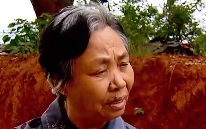 婆婆逼大儿媳喝农药自尽,400万房产全给小儿子,现住废墟无人照顾