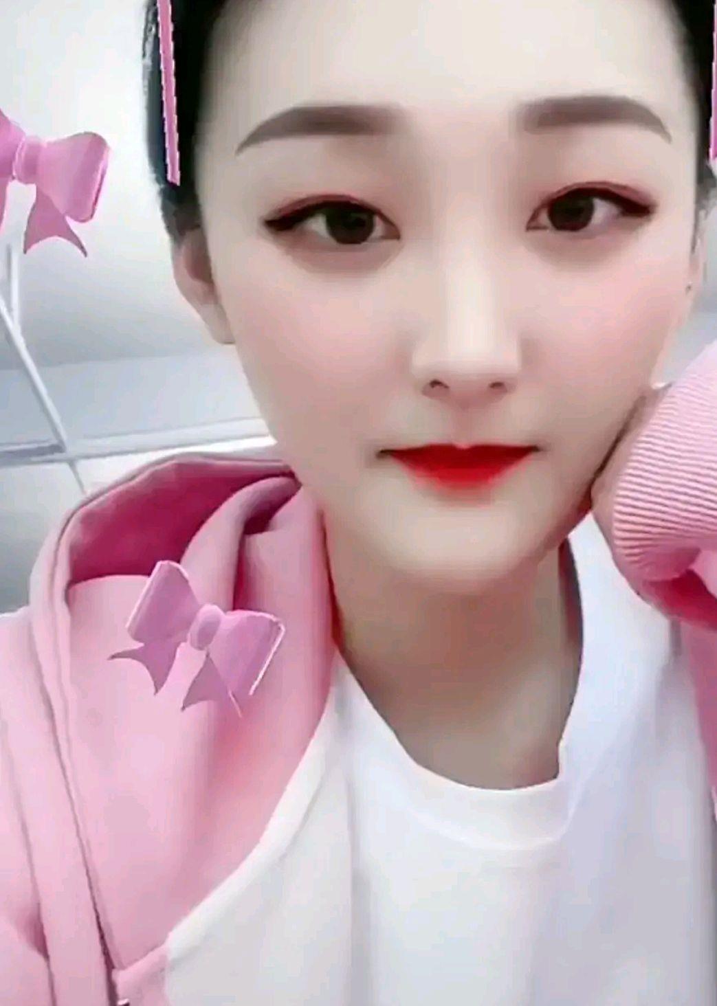 陈亚男|陈亚男哭诉大衣嫂冷漠，回家多次喊妈妈都不搭理，心都凉透了