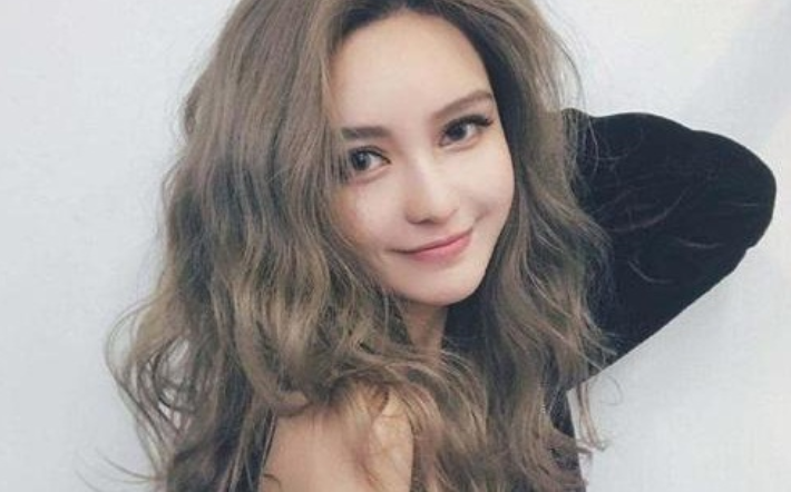 |相恋20天惨遭分手，周青扬再逢情变，对罗志祥太狠令她不被同情